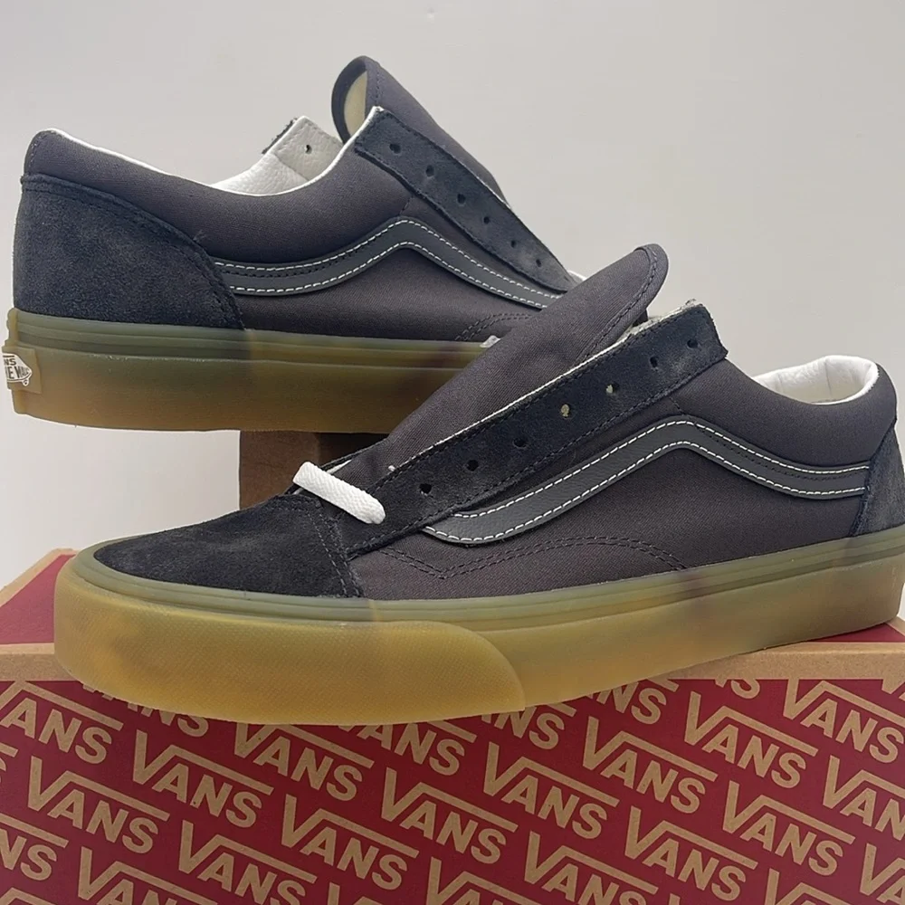 Vans Men’s Style 36 Gum Asphalt
VN0A54F6107 Sneakers - Picture 9 of 16
